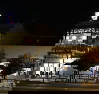 Tysons Reef Hotel - Tourism Caloundra