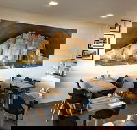Mediana Cafe - Tourism Caloundra