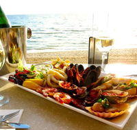 Waves on the Beach - Tourism Caloundra