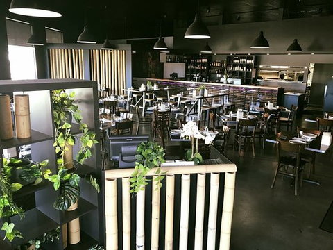 UBE Bar & Eatery - Tourism Caloundra 0