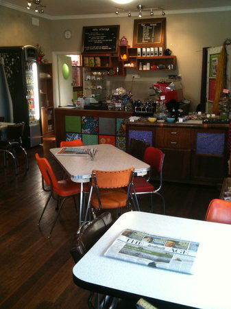 Cafe Derailleur - Tourism Caloundra 0