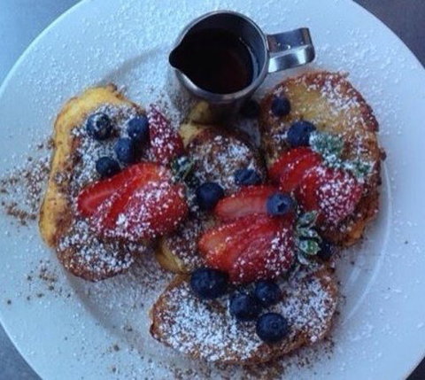 Lunch & Latte - Tourism Caloundra 0