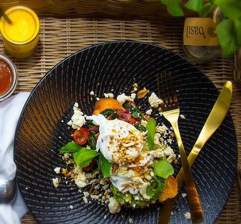 H2O Restaurant & Bar - Tourism Caloundra 7