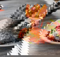 The Royal Hotel Drouin - Tourism Caloundra