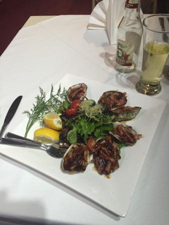 Johno Madden Bar And Grill - Tourism Caloundra 0