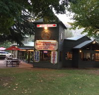 Red Gum Bar and Bistro - Tourism Caloundra