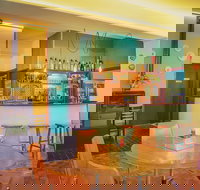 Aunty Eds - Tourism Caloundra