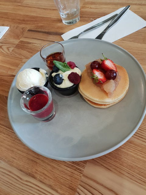 Harbour Lights Cafe - Tourism Caloundra 5