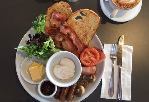 UTS Haberfield Club - Tourism Caloundra 5