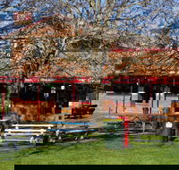 Snow Goose Hotel Adaminaby - Tourism Caloundra