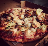 Crust Gourmet Pizza Bar - Tourism Caloundra