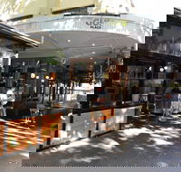 Gus' Place - Tourism Caloundra