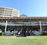 Beach House - Tourism Caloundra