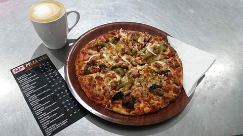 Bel-Air Pizza - Tourism Caloundra 0