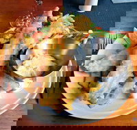 Ellalong Hotel Pizza and Restaurant - Tourism Caloundra