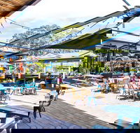 Toormina Hotel Palms Bar  Dining - Tourism Caloundra
