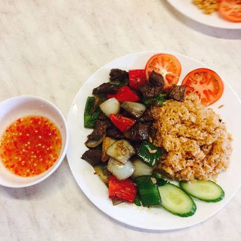 Lee BBQ House - Tourism Caloundra 0