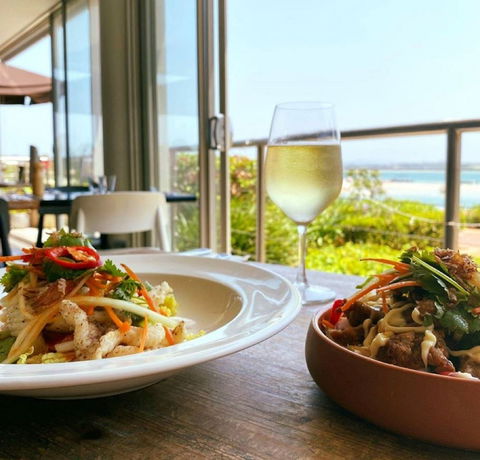Reef Bar And Grill - Tourism Caloundra 1