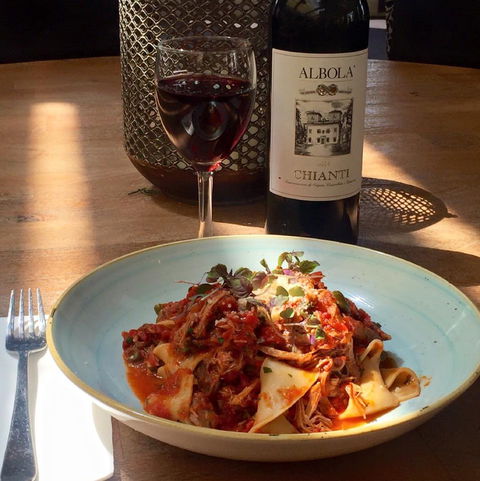 Royal Hotel Camden - Tourism Caloundra 2