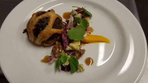 Veldt Restaurant - Tourism Caloundra 0