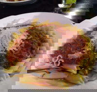 Yarra Valley Restaurant  Courtyard - Tourism Caloundra