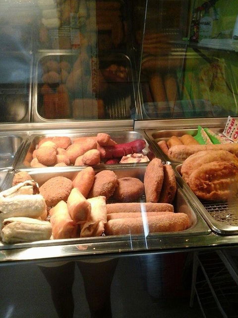 The Victory Cafe & Takeaway - Tourism Caloundra 0