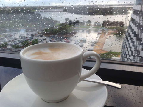 9 Lounge - Tourism Caloundra 0