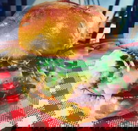 Salty Bodega Bar - Tourism Caloundra