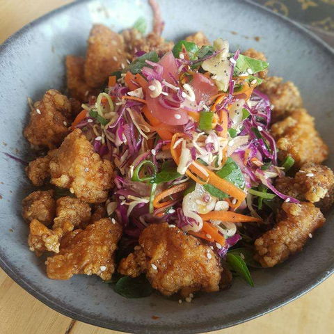 The Hawthorn Hotel - Tourism Caloundra 0