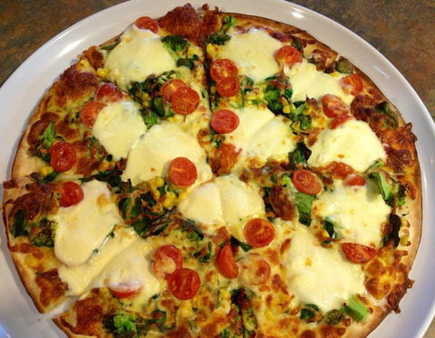 Topping Plus Pizza - Tourism Caloundra 0