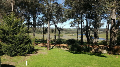 Woodlands Wines - Tourism Caloundra 0