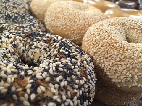 5 And Dime Bagels - Tourism Caloundra 0