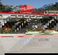 Barney's of Bookham - Tourism Caloundra