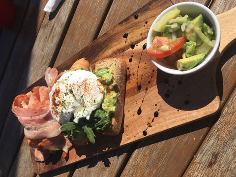 Beachcomber Cafe - Tourism Caloundra 1