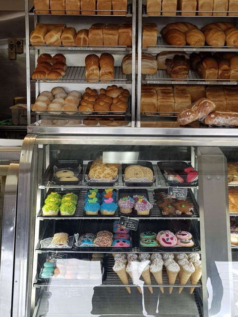 Brighton Bakery - Tourism Caloundra 0