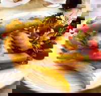 Restaurant and Bar at Noosa Heads Surf Club - Tourism Caloundra