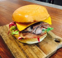 The Cricketers Arms Hotel - Tourism Caloundra