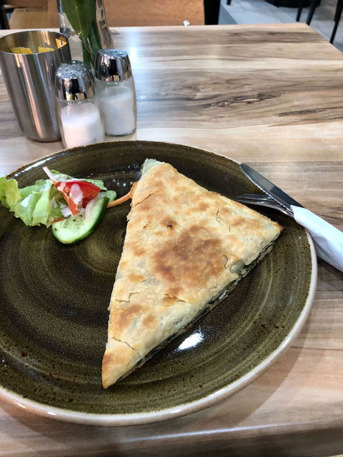 Cafe Fillings - Tourism Caloundra 0