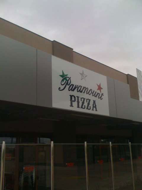 Paramount Pizza - Tourism Caloundra 0