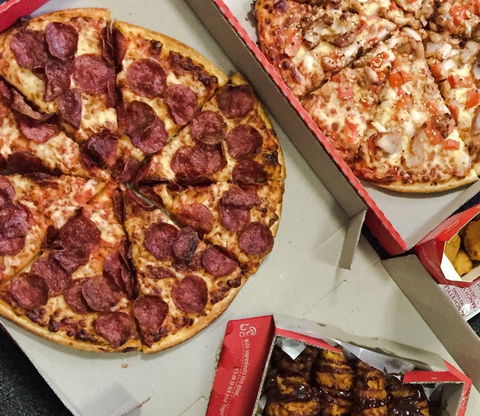 Pizza Hut - Frankston - Tourism Caloundra 0