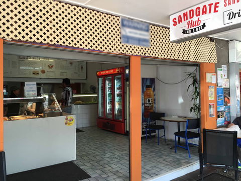 Sandgate Hub Takeaway - Tourism Caloundra 0