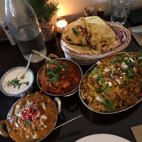 Albany's Indian Tandoori Restaurant - Tourism Caloundra 0