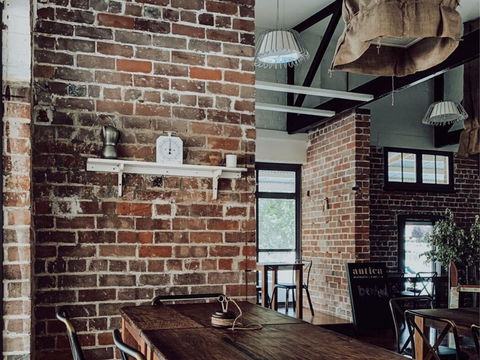 Antica Australis - Tourism Caloundra 1