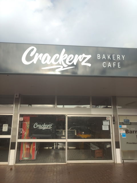 Crackerz Bakery - Tourism Caloundra 0