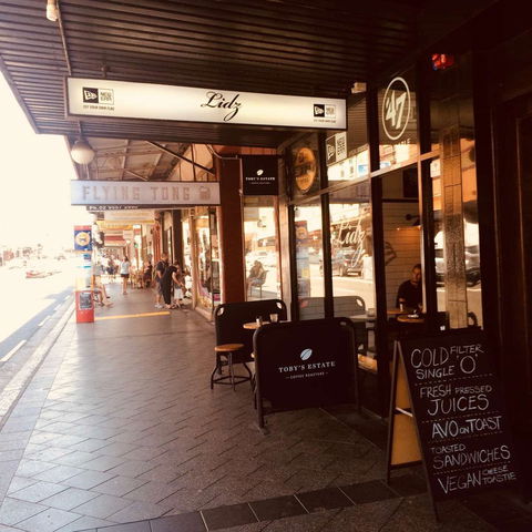 Lidz Caps And Coffee - Tourism Caloundra 0