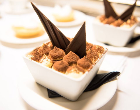 Sails Restaurant - Tourism Caloundra 1