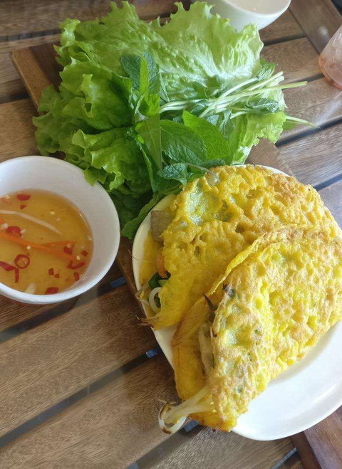 Hue Kitchen - Tourism Caloundra 0