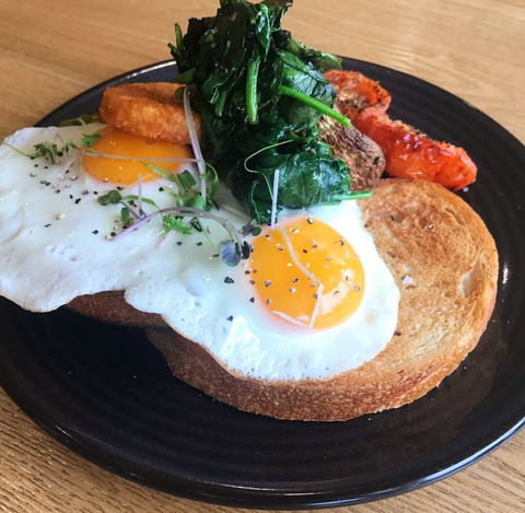 West Eighty One - Tourism Caloundra 0