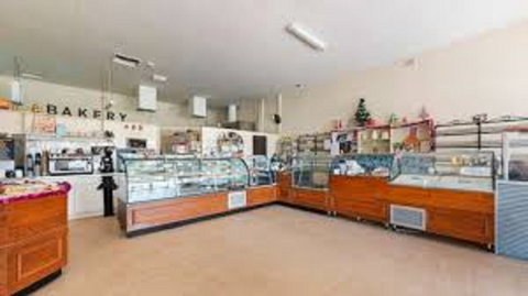 Ardrossan Bakery - Tourism Caloundra 2