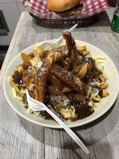 Harding's Burger Joint - Brunswick West - Tourism Caloundra 0